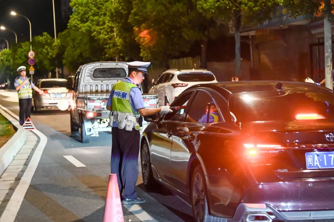 酒驾现场最新观察与反思，酒驾现场观察与反思，警惕酒后驾驶的危害与后果